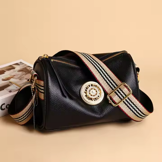 Elegant Shoulder Bag with Wide Leather Shoulder Strap