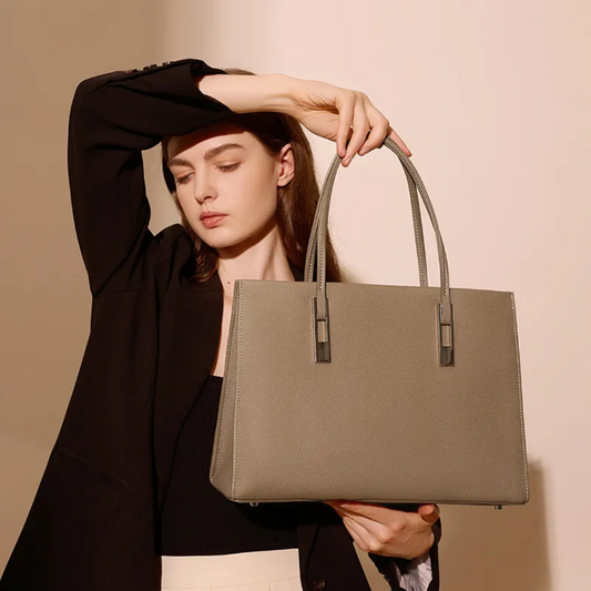 Elegant Leather Tote Bag with Large Capacity