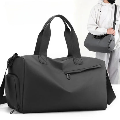Sports Bag with Independent Shoe Compartment and Dry / Wet Separation