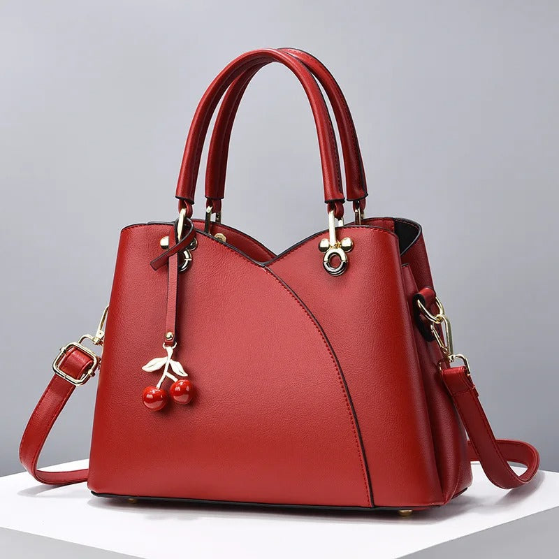 Elegant Shoulder Bag for Everyday Use