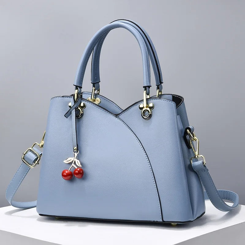 Elegant Shoulder Bag for Everyday Use