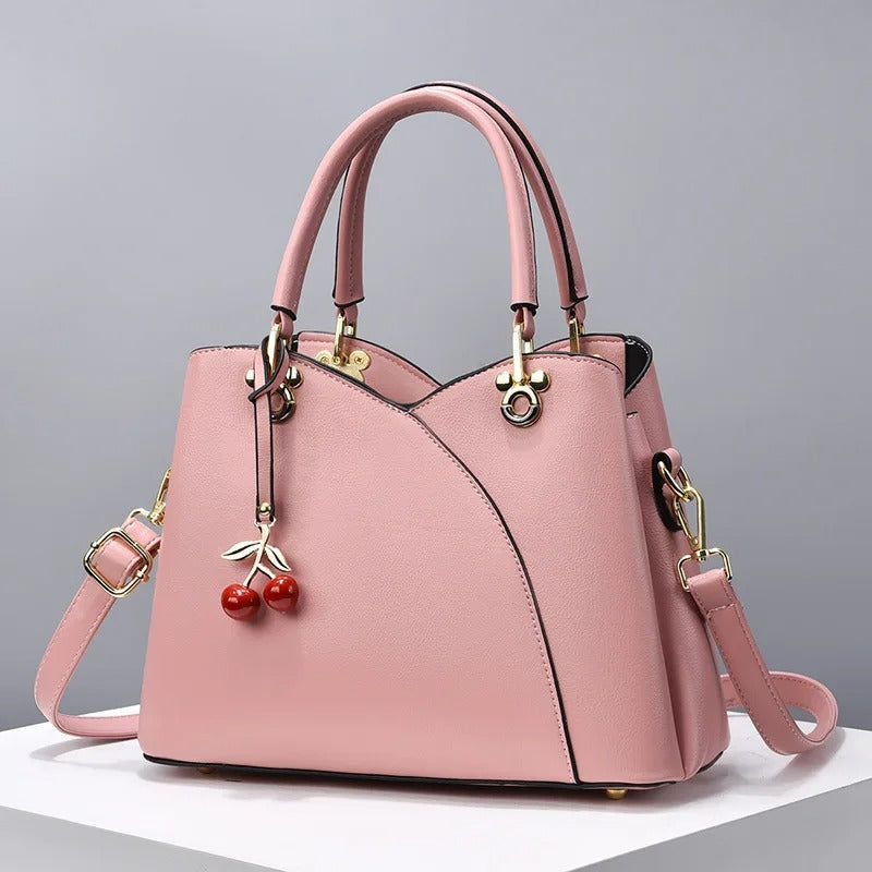 Elegant Shoulder Bag for Everyday Use