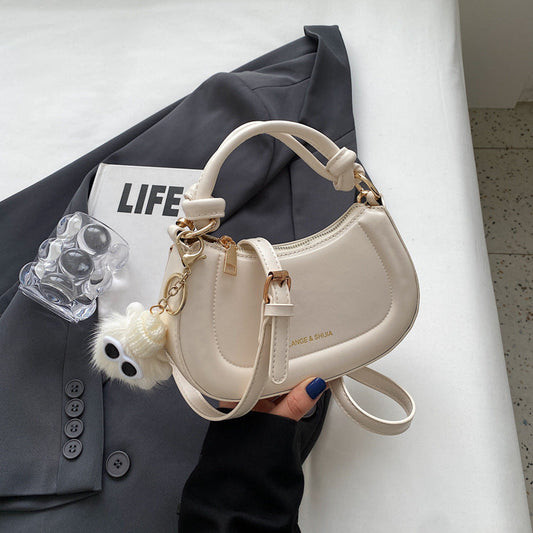 Versatile Crossbody Bag for Everyday Use